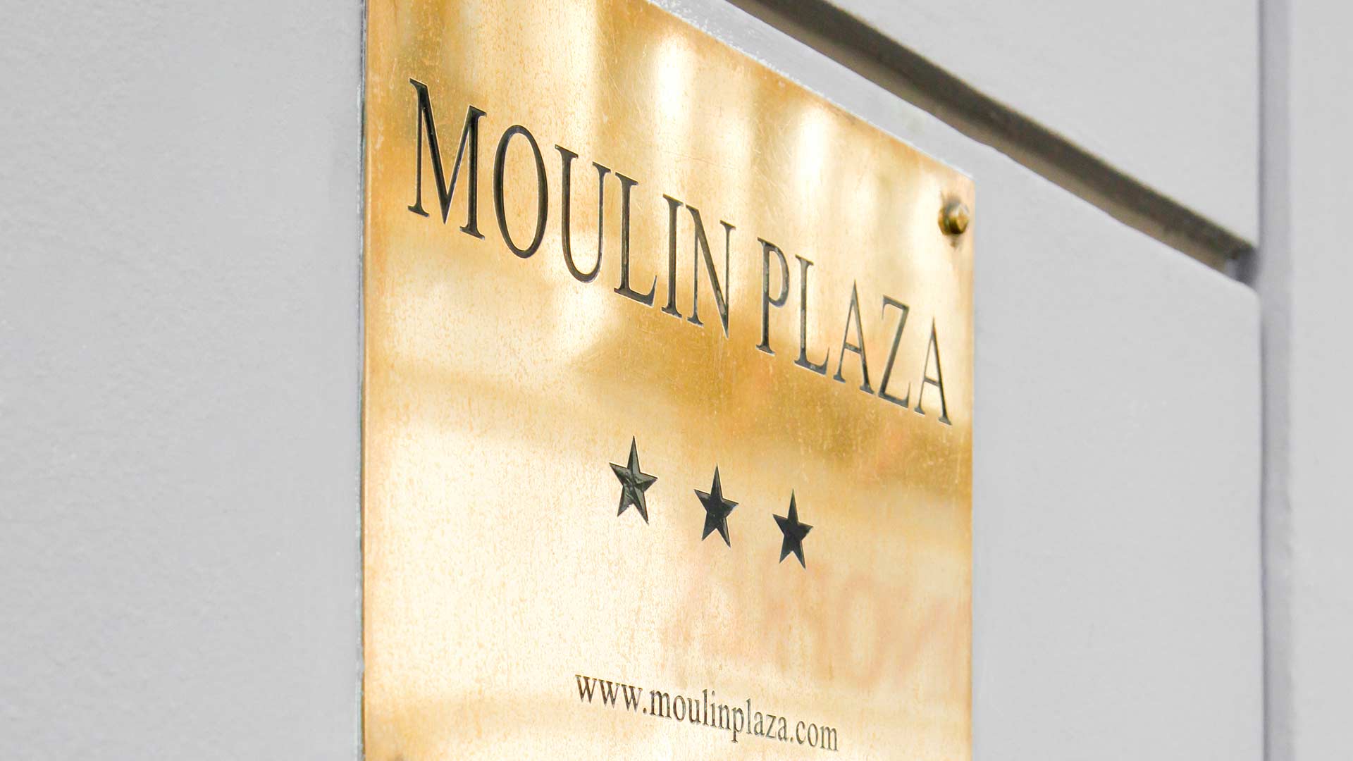 Moulin Plaza Plaque